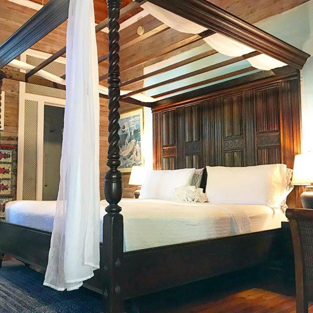 King Room interior